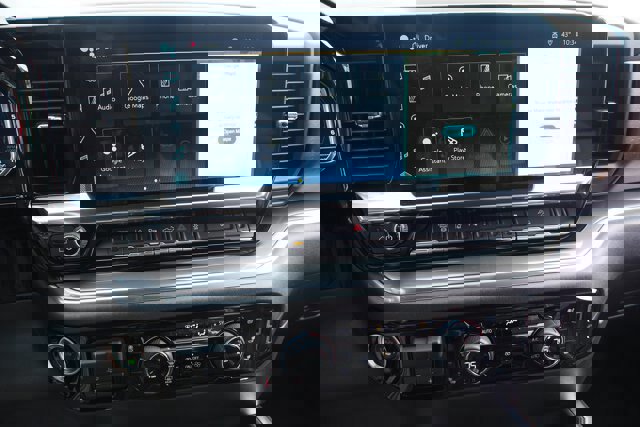 Used 2025 Chevrolet Silverado 2500 High Country w/ High Country Premium Package image 24