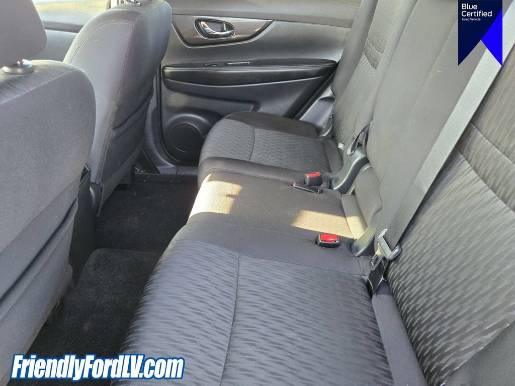 Used 2019 Nissan Rogue SV FWD image 13