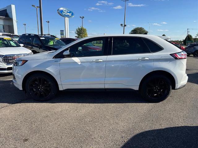 Certified 2024 Ford Edge ST-Line w/ Class II Trailer Tow Package image 3