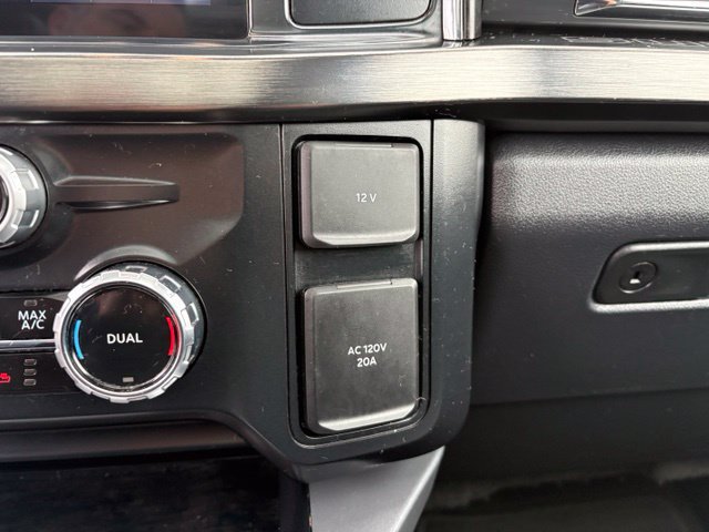 Certified 2024 Ford F350 Lariat w/ Lariat Ultimate Package AWD/4WD image 39