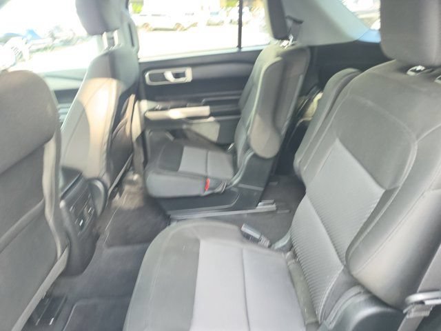 Certified 2023 Ford Explorer XLT RWD image 13