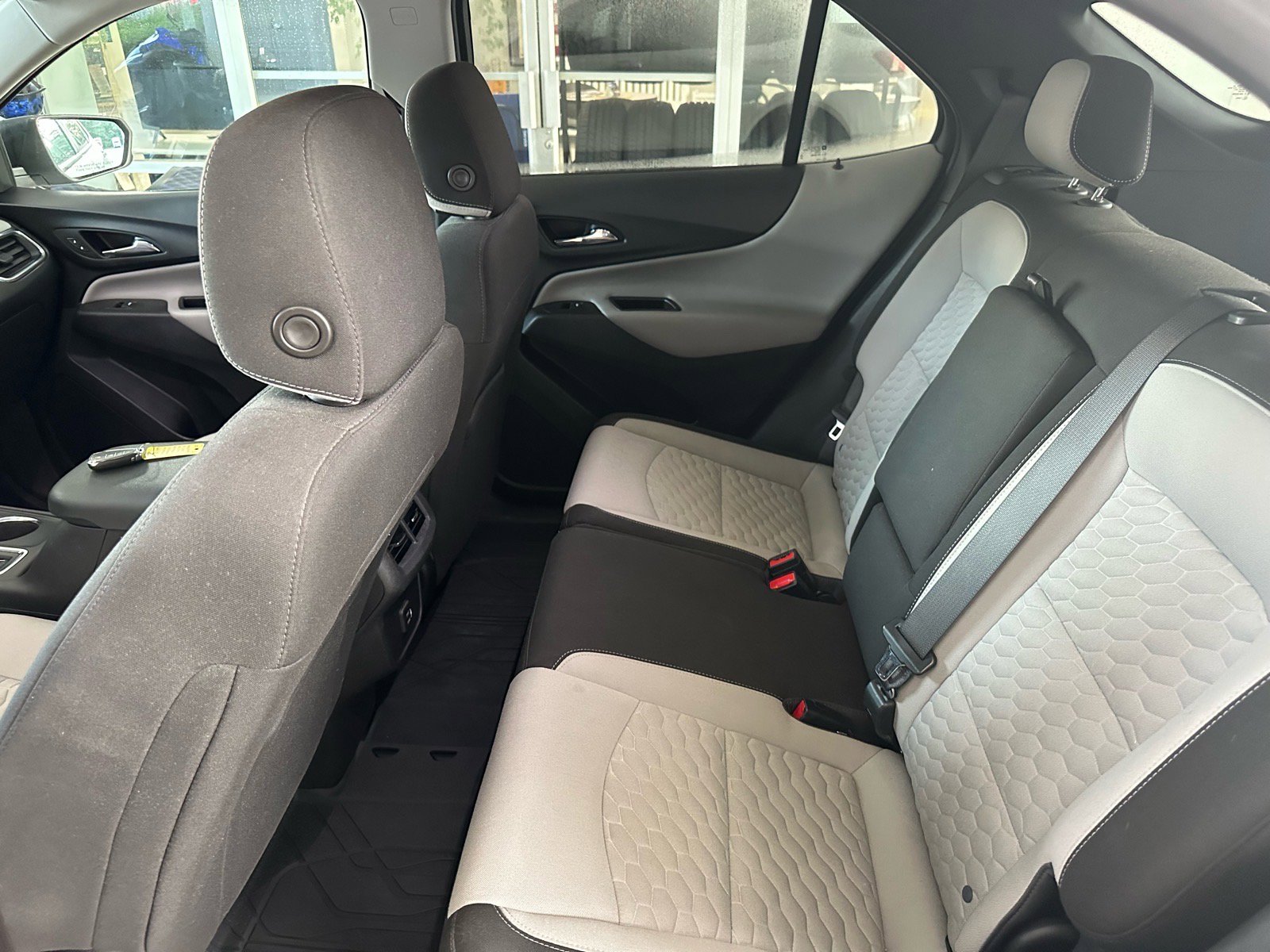 Used 2021 Chevrolet Equinox LS w/ LS Convenience Package FWD image 21