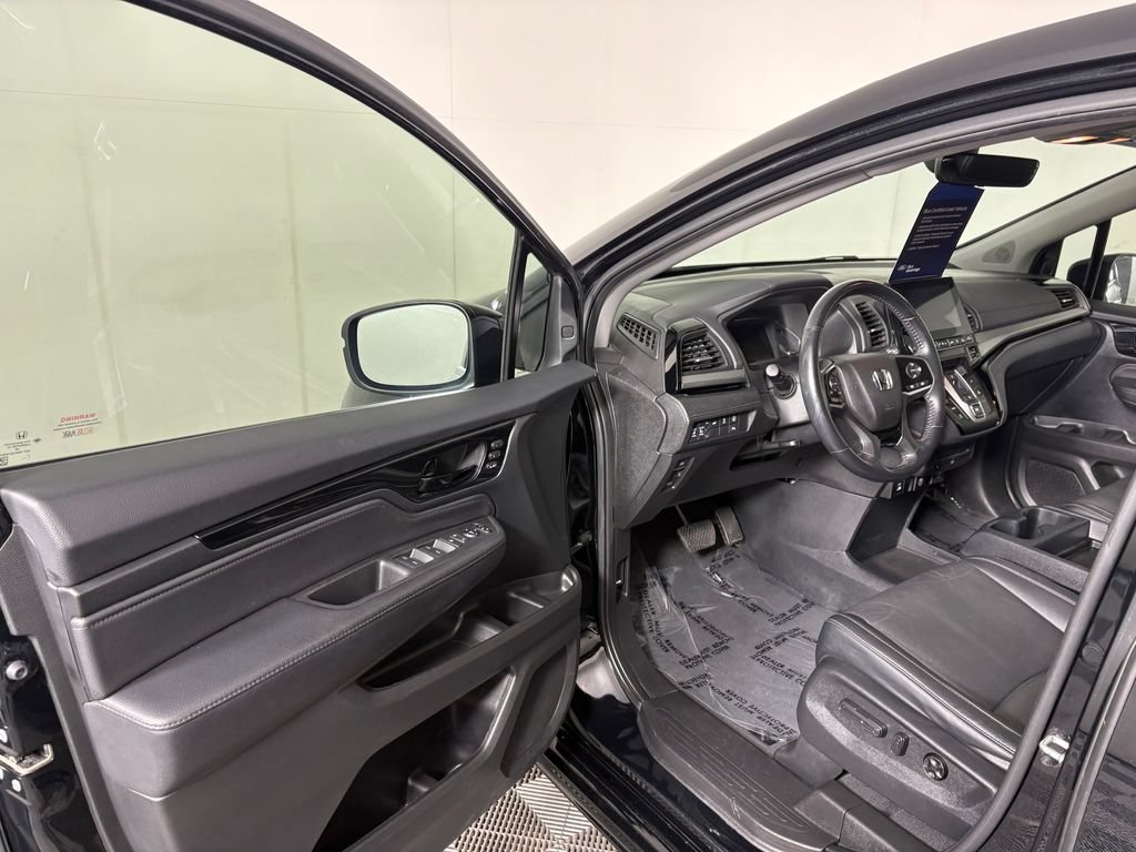 Used 2022 Honda Odyssey Touring image 12