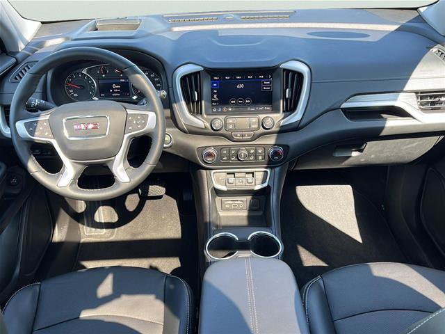 Used 2024 GMC Terrain SLT w/ Tech Package AWD/4WD image 17