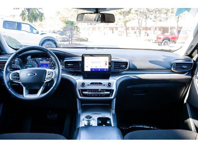 Certified 2022 Ford Explorer XLT image 13