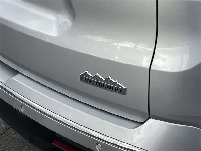 Used 2021 Chevrolet Traverse High Country image 11