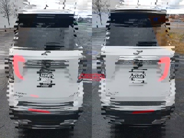 Certified 2023 Ford Explorer Limited w/ Equipment Group 301A image 7