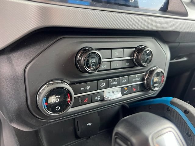 Certified 2024 Ford Bronco Black Diamond AWD/4WD image 15