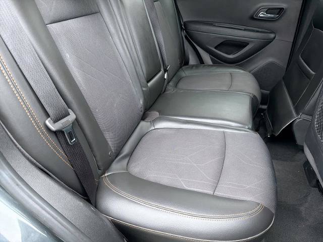 Used 2017 Chevrolet Trax LT w/ Driver Confidence Package AWD/4WD image 21