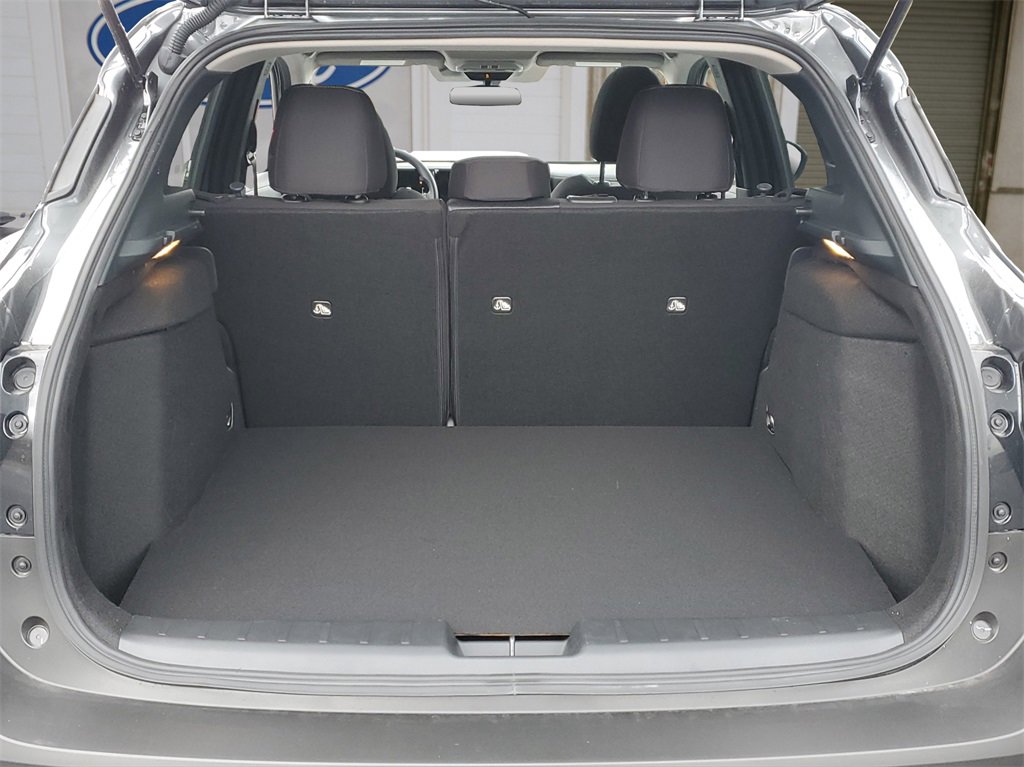 Used 2025 Nissan Kicks SV w/ SV Premium Package image 7