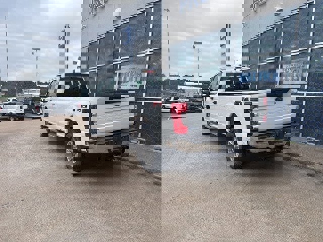 Certified 2022 Ford F250 XL w/ STX Appearance Package image 3