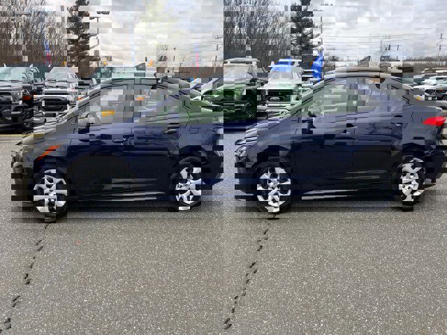 Used 2023 Toyota Corolla LE image 2