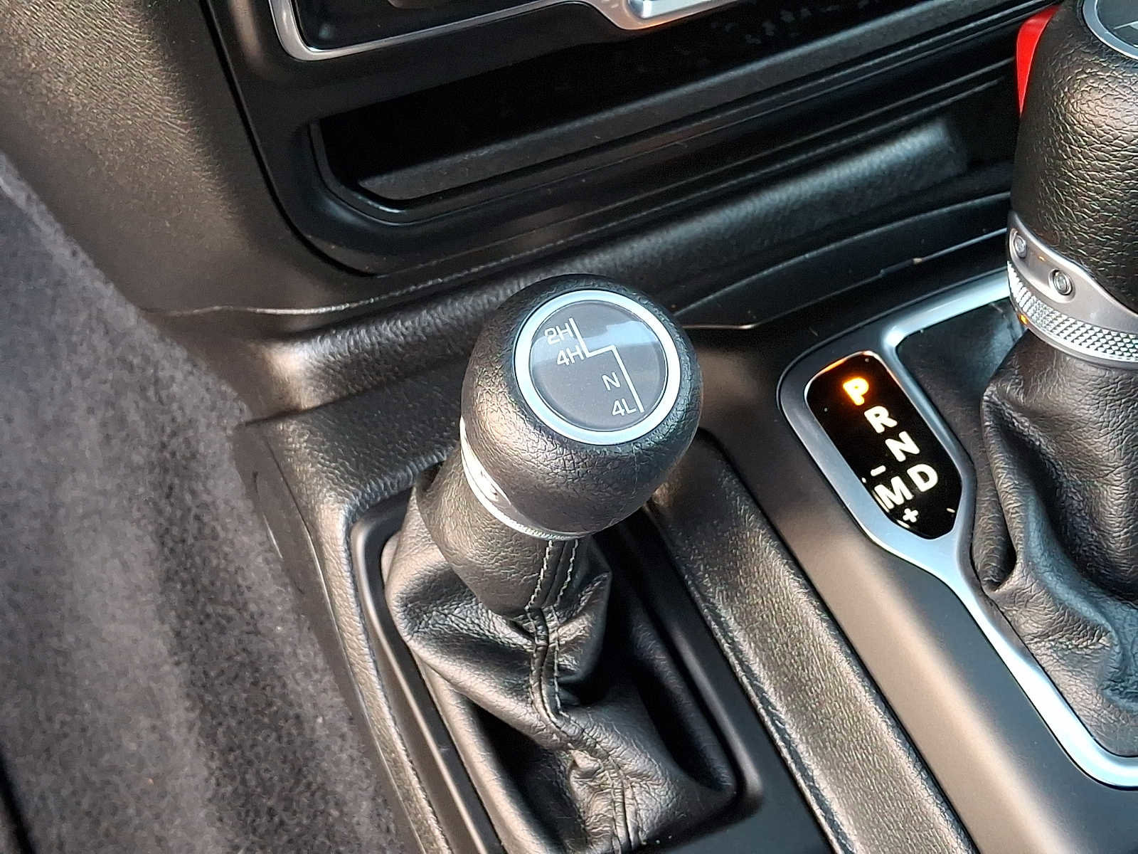 Used 2023 Jeep Wrangler Unlimited Sport AWD/4WD image 25