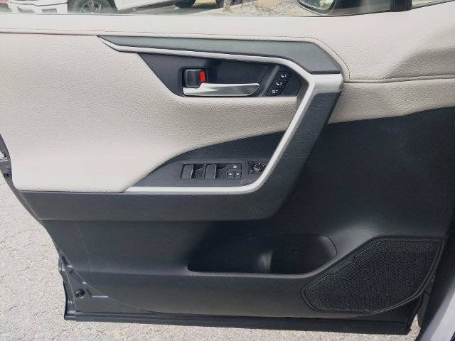 Used 2019 Toyota RAV4 Limited AWD/4WD image 14