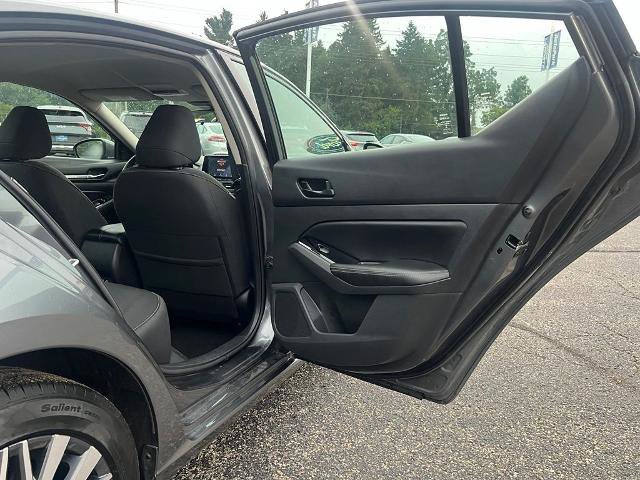 Used 2023 Nissan Altima 2.5 SV FWD image 30