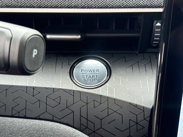 Certified 2025 Ford Mustang Mach-E GT AWD/4WD image 18