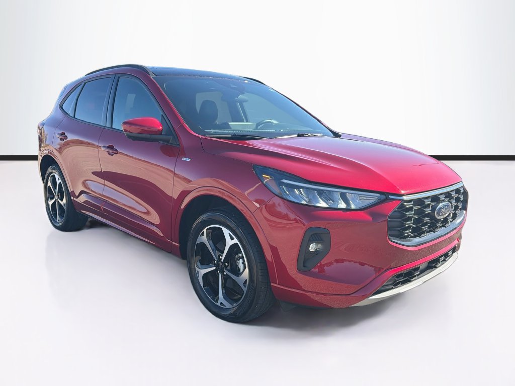 Certified 2024 Ford Escape ST-Line Select w/ Tech Pack #2 AWD/4WD image 3
