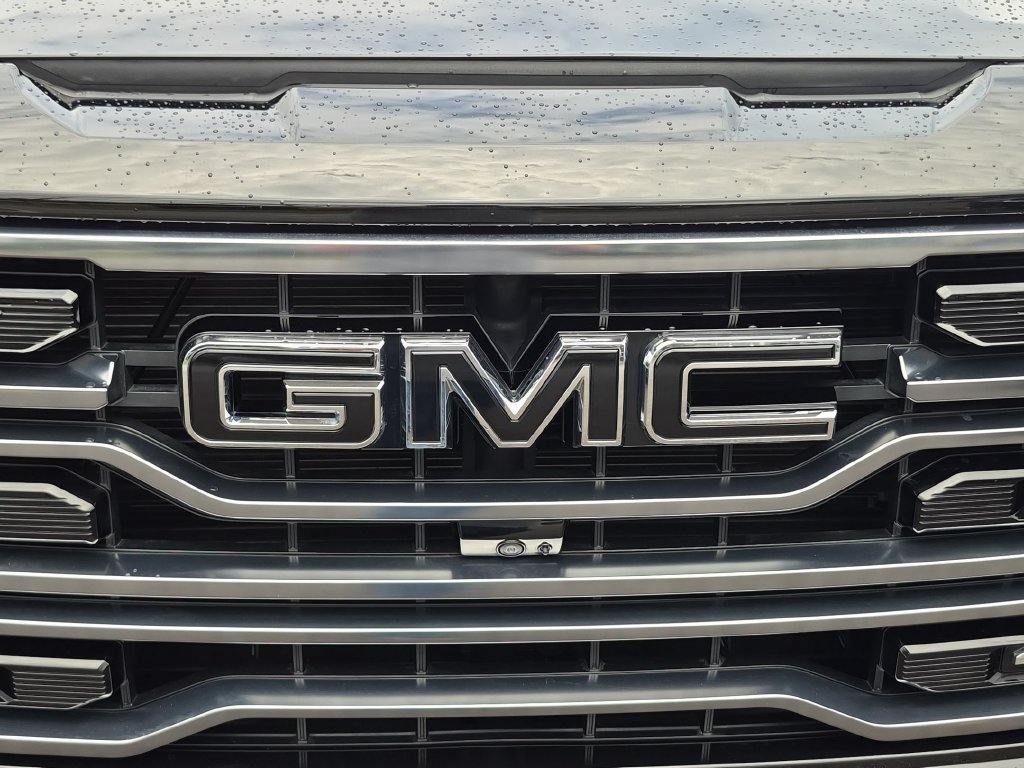 Used 2026 GMC Sierra 1500 AT4 w/ AT4 Premium Package AWD/4WD image 37