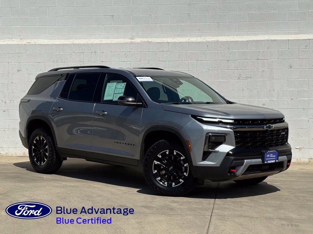 Used 2025 Chevrolet Traverse Z71