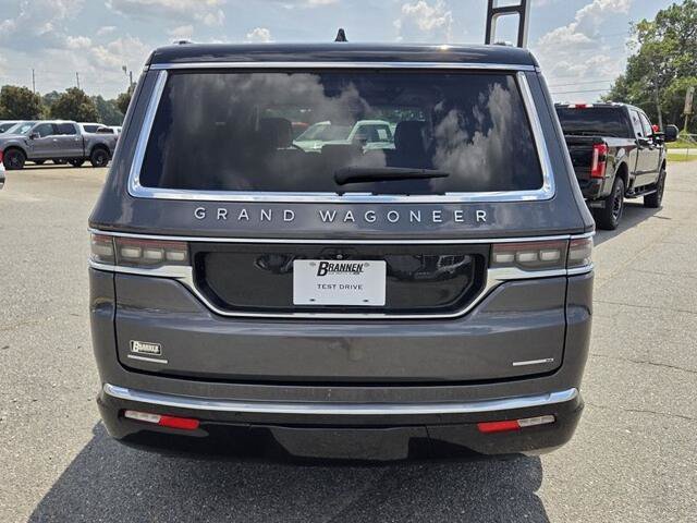 Used 2022 Jeep Grand Wagoneer Series I AWD/4WD image 11