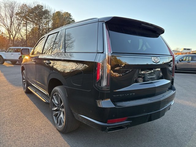 Used 2022 Cadillac Escalade Sport Platinum image 3