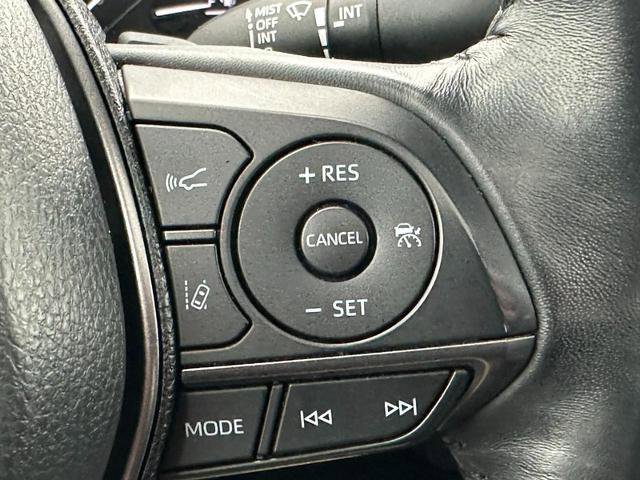 Used 2024 Toyota Camry SE image 19