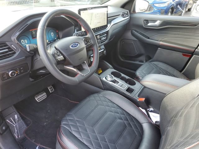 Certified 2023 Ford Escape ST-Line Elite w/ Premium Technology Package AWD/4WD image 11