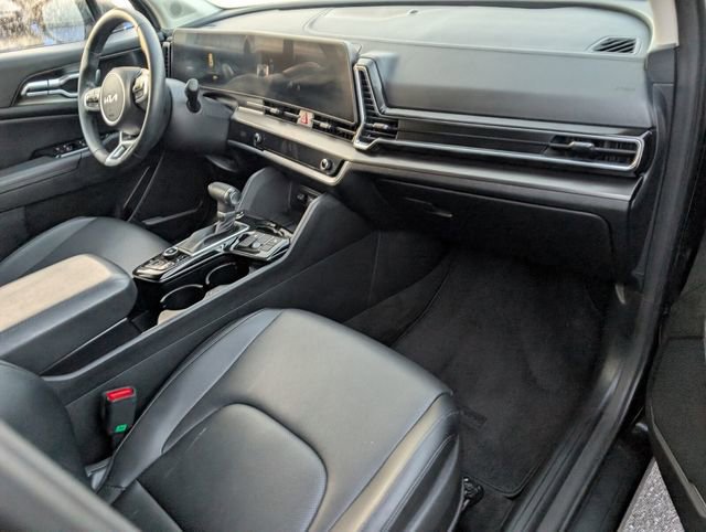 Used 2025 Kia Sportage EX FWD image 14