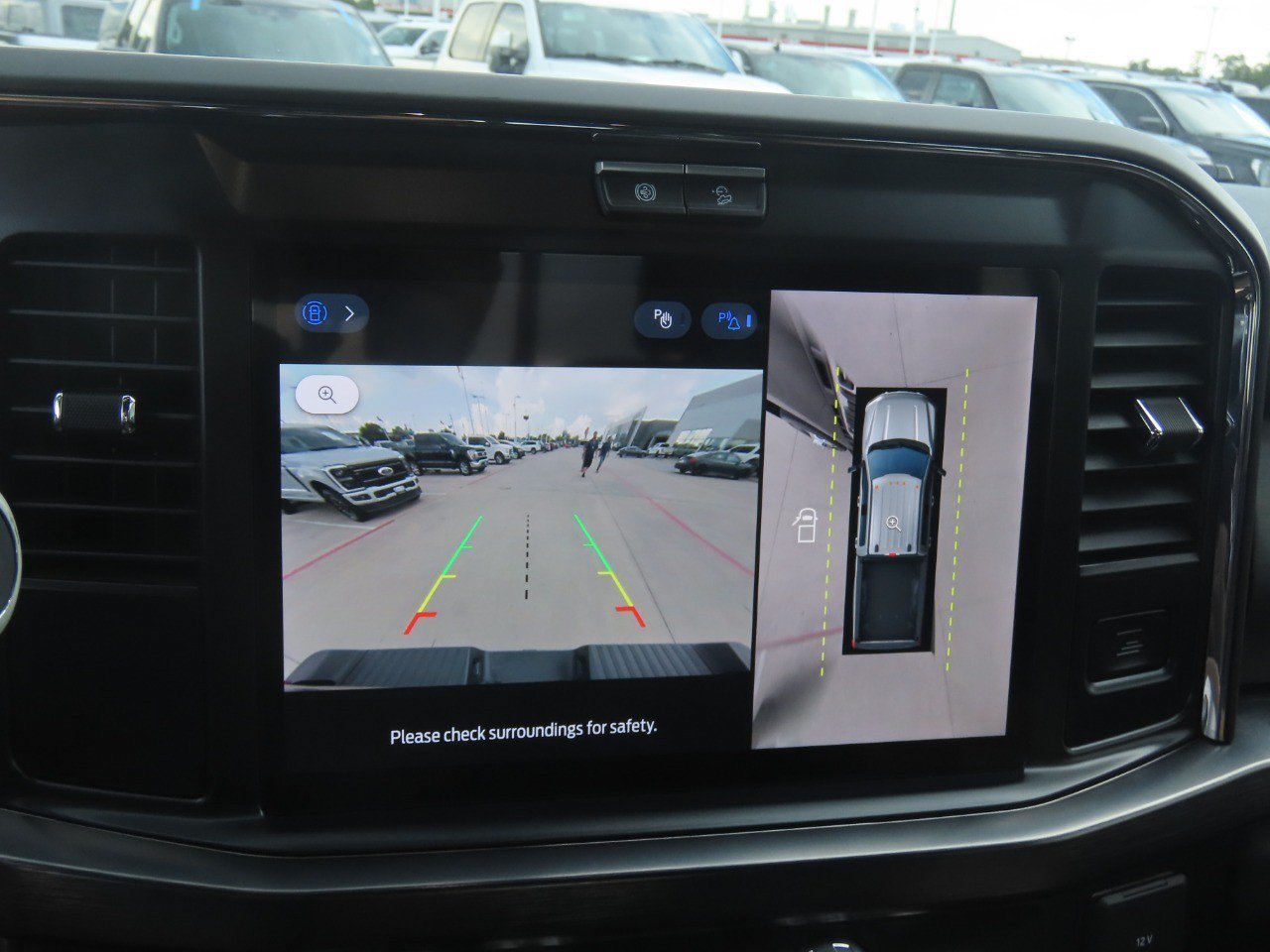 Certified 2025 Ford F350 Lariat AWD/4WD image 29