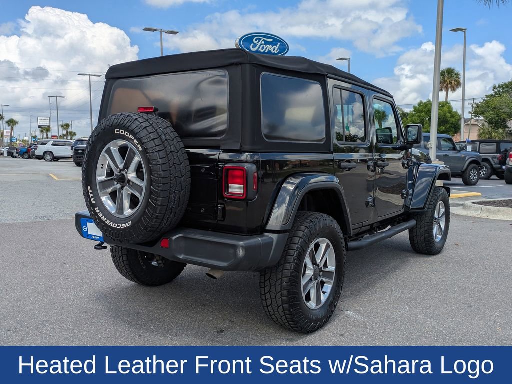 Used 2018 Jeep Wrangler Unlimited Sahara AWD/4WD image 4