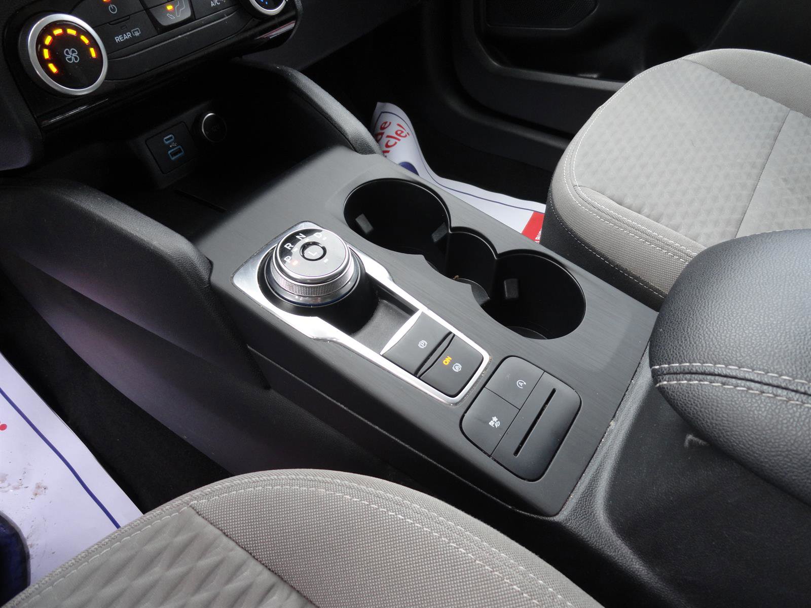 Certified 2021 Ford Escape SE image 15