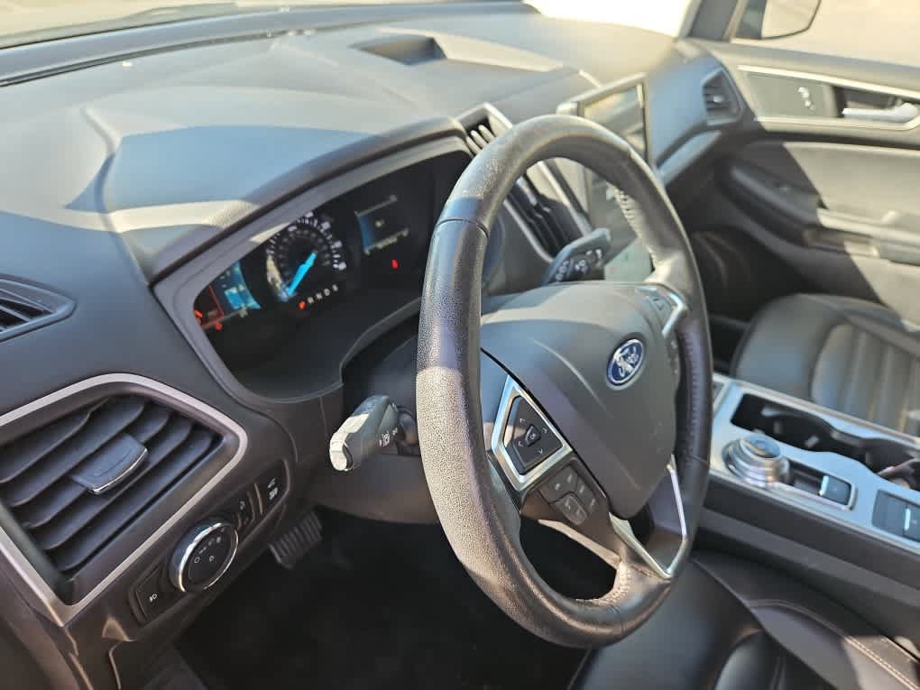Certified 2024 Ford Edge SEL w/ Convenience Package AWD/4WD image 9