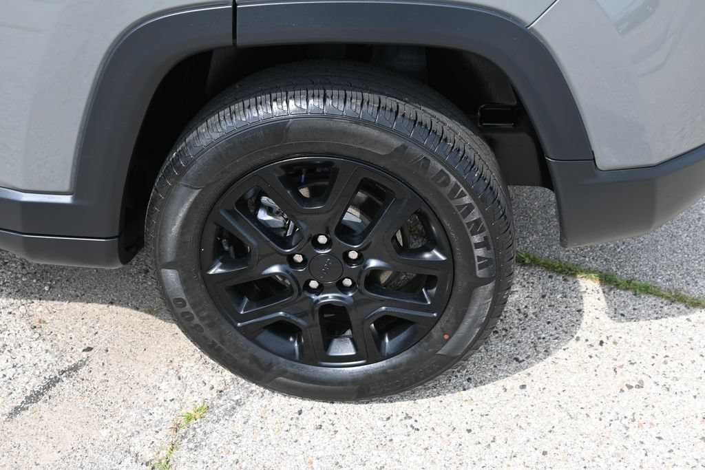 Used 2021 Jeep Compass Sport AWD/4WD image 14