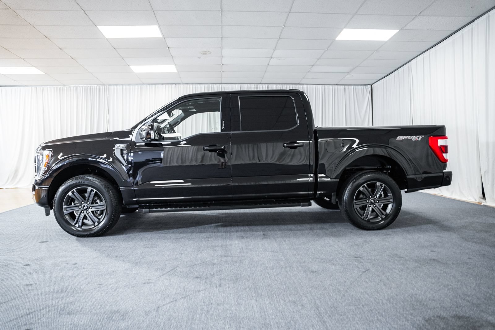 Certified 2023 Ford F150 Lariat w/ Equipment Group 502A High AWD/4WD image 5
