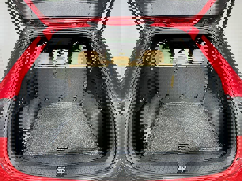 Used 2024 Volkswagen Tiguan SE R-Line image 24