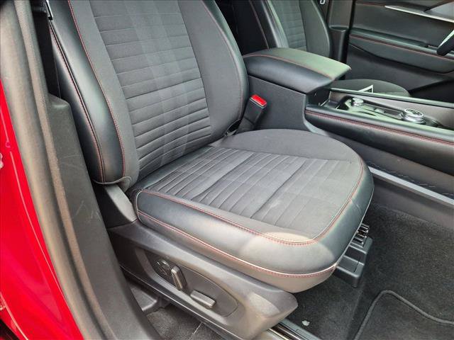 Certified 2025 Ford Explorer ST-Line w/ Premium Package RWD image 22