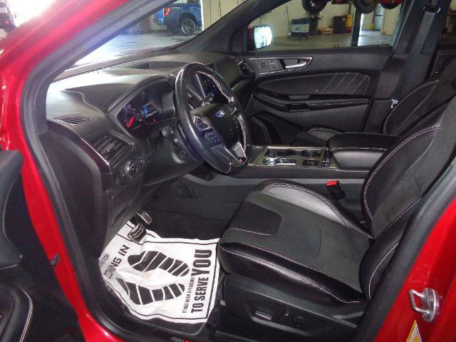Certified 2022 Ford Edge ST w/ Equipment Group 401A image 10