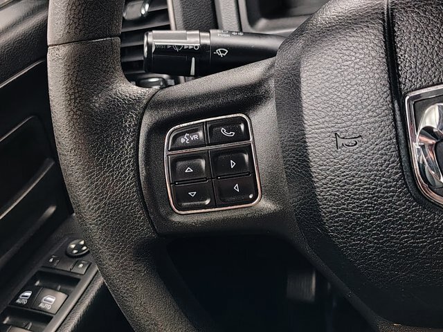 Used 2018 RAM 1500 Express AWD/4WD image 34