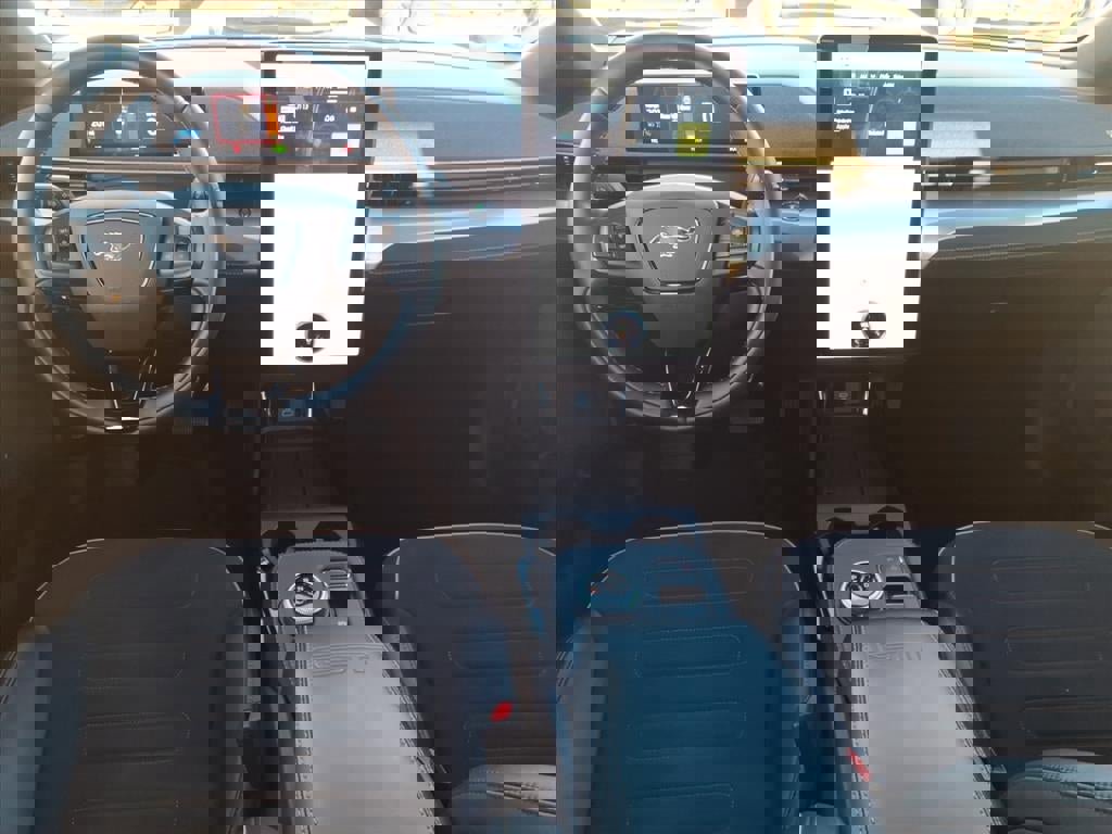 Certified 2022 Ford Mustang Mach-E GT image 19