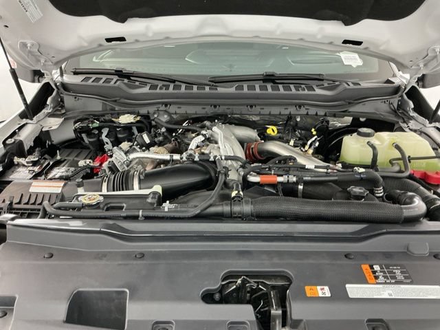 Certified 2025 Ford F350 Platinum w/ Tremor Off-Road Package AWD/4WD image 33