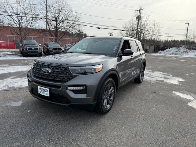 Certified 2022 Ford Explorer XLT w/ Equipment Group 202A image 11