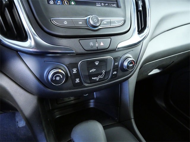 Used 2023 Chevrolet Equinox LT image 18