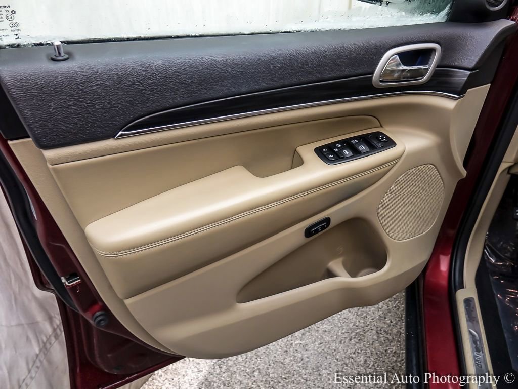 Used 2020 Jeep Grand Cherokee Limited w/ Premium Lighting Group image 22