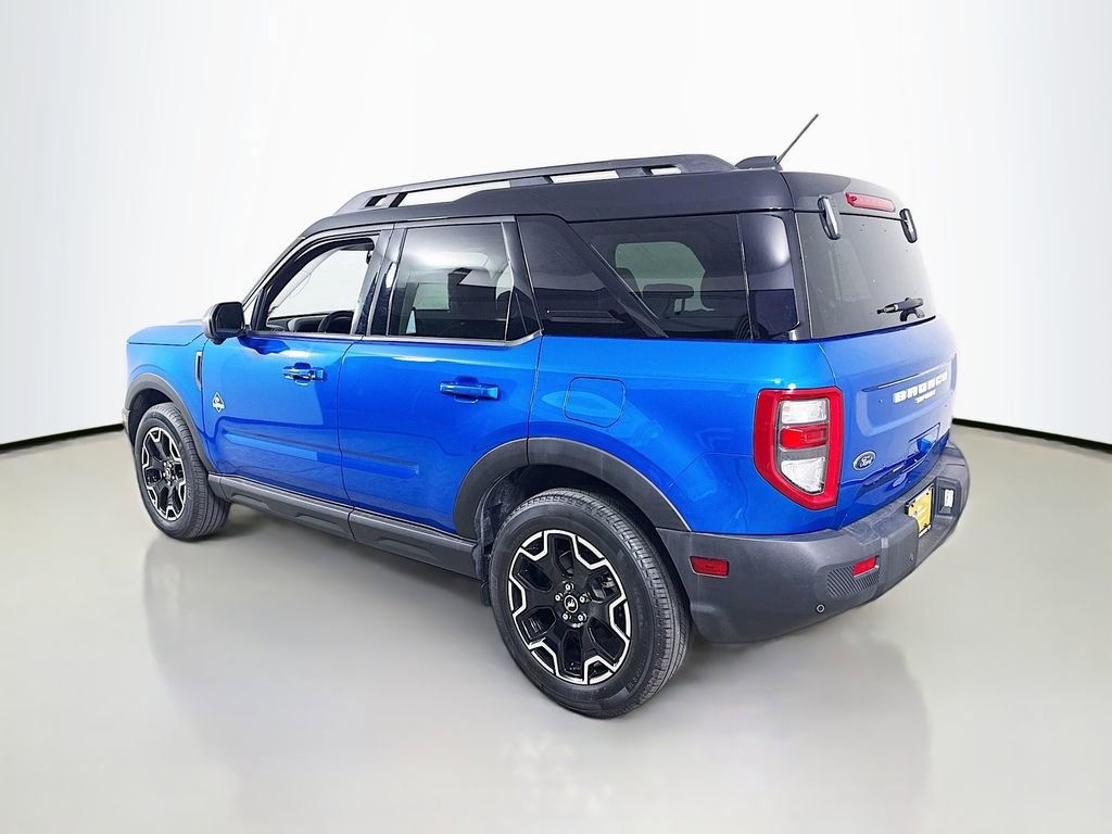 Certified 2025 Ford Bronco Sport Outer Banks w/ Outer Banks Tech Package+ AWD/4WD image 12