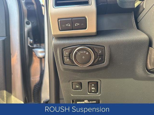 Certified 2022 Ford F250 Lariat w/ Black Appearance Package image 13