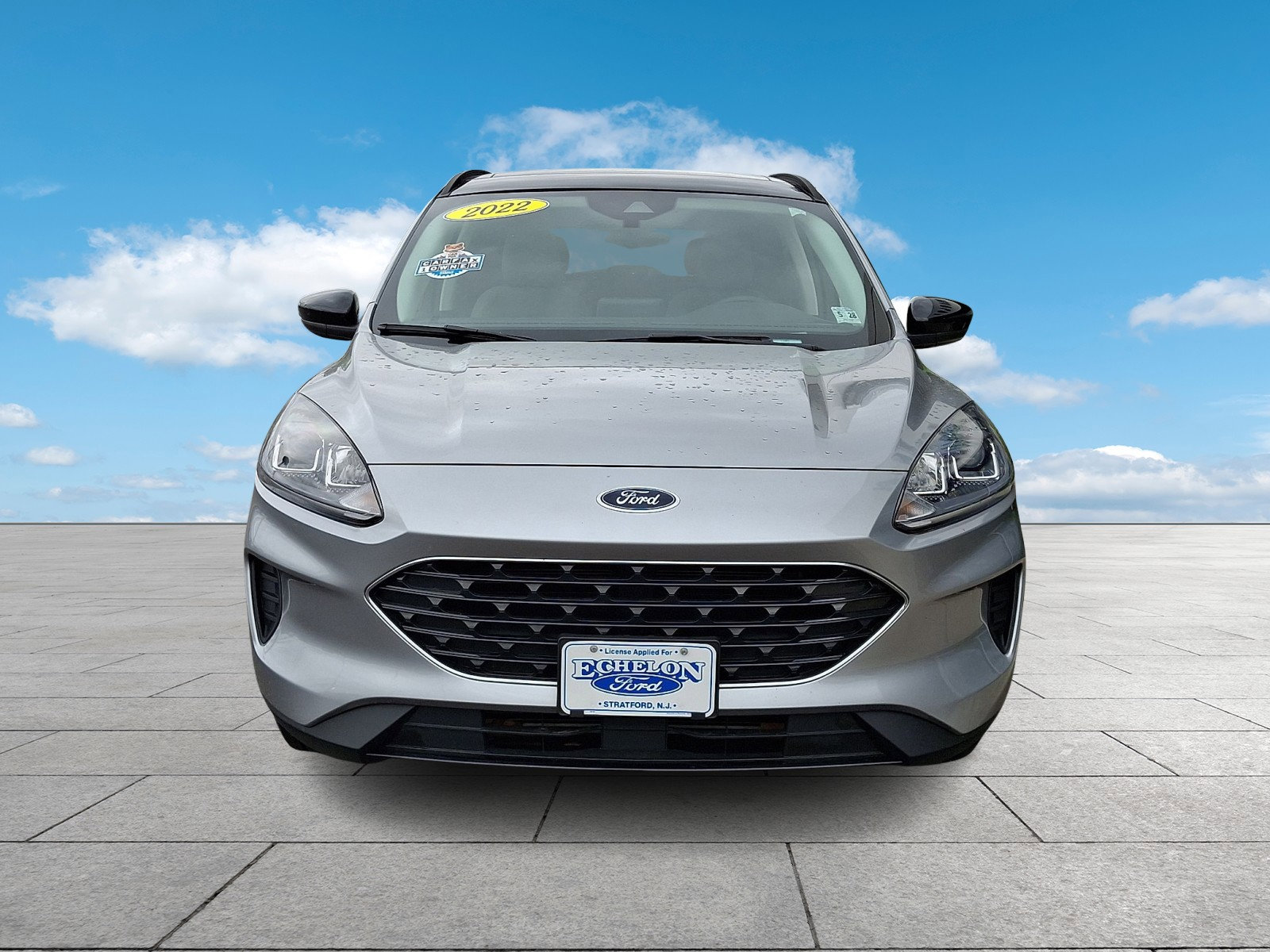 Certified 2022 Ford Escape SE w/ SE Sport Appearance Package AWD/4WD image 2