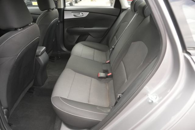 Used 2024 Kia Forte LXS w/ LXS Technology Package FWD image 12