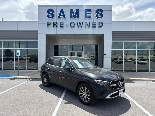Used 2024 Mercedes-Benz GLC 300 image 1
