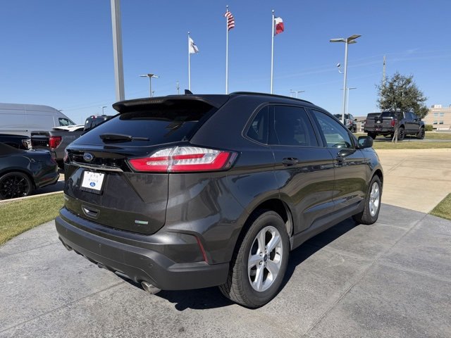 Certified 2020 Ford Edge SE image 6
