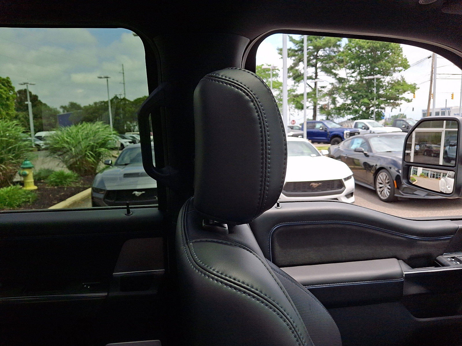 Certified 2026 Ford F450 Platinum w/ Camper Package AWD/4WD image 12